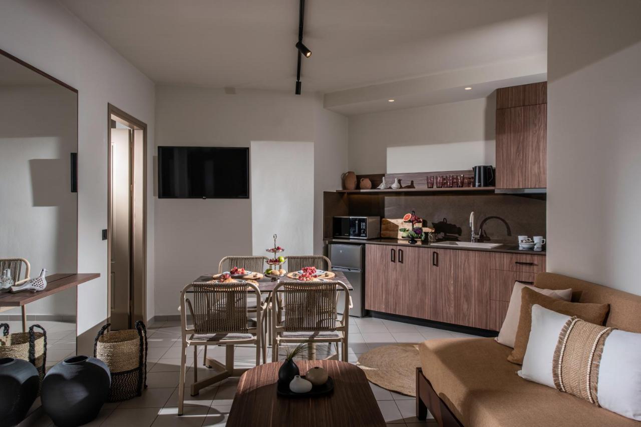 Everest Apartments And Suites Sztalída Kültér fotó