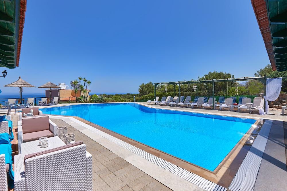 Everest Apartments And Suites Sztalída Kültér fotó