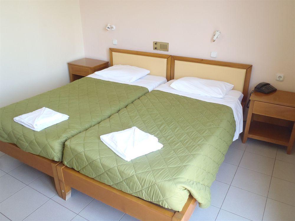Everest Apartments And Suites Sztalída Kültér fotó