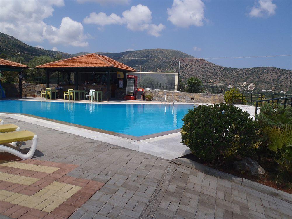 Everest Apartments And Suites Sztalída Kültér fotó